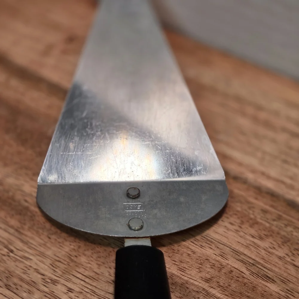 Stainless Steel Cake Server‎ with Black Handle